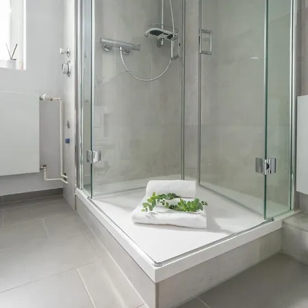 Burghofdrei Hygge & Zentral P-platz Streaming * Flensborg